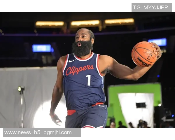 哈登全场拼搏37分钟却无罚球机会仍砍27分9助攻3抢断表现令人心痛